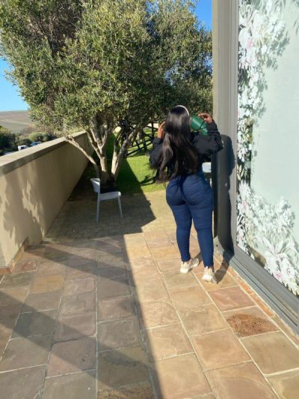 25 y.o. Londiez (Cape Town) provides cheap escort service in South Africa