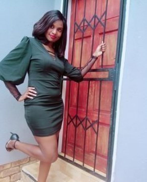 Local hooker is waiting for her clients on SexoPretoria.com