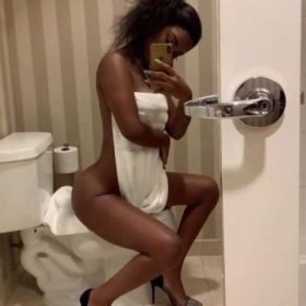 Call girl Electra — photos and reviews