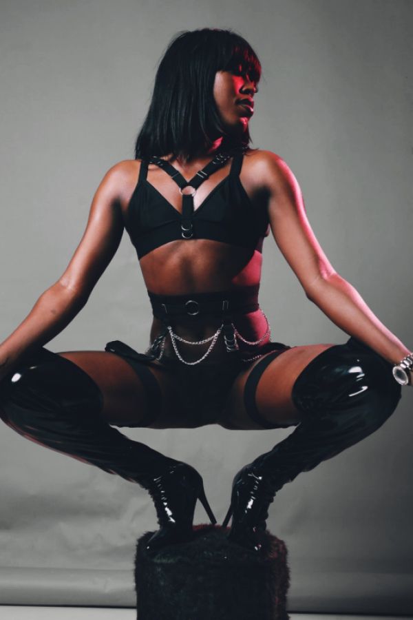 Any secret desires with a fetish escort Zoe: from ZAR 800/hr