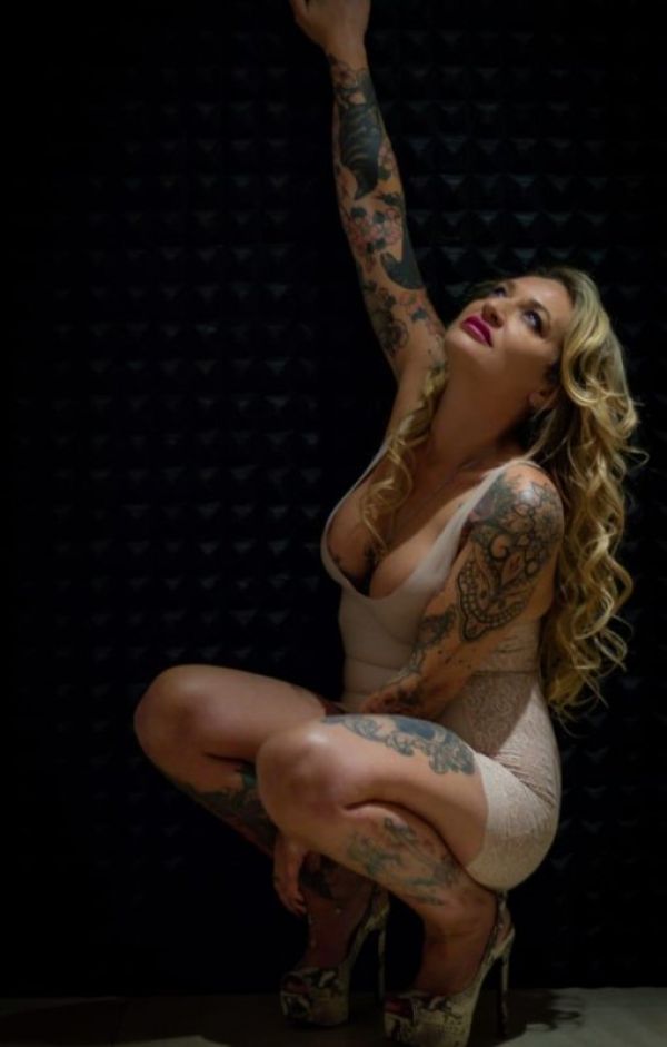 Escort girl for anal sex — from ZAR 2500 per hour