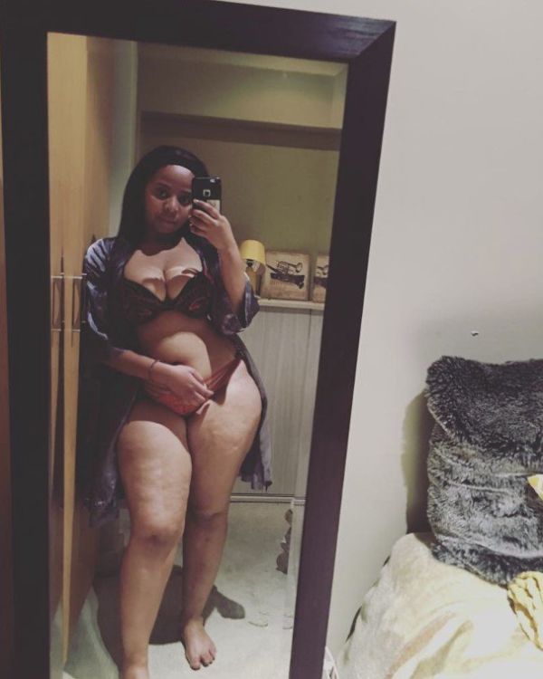 Escort service from South Africa (Johannesburg) hooker Tee: call +27 728 847 113