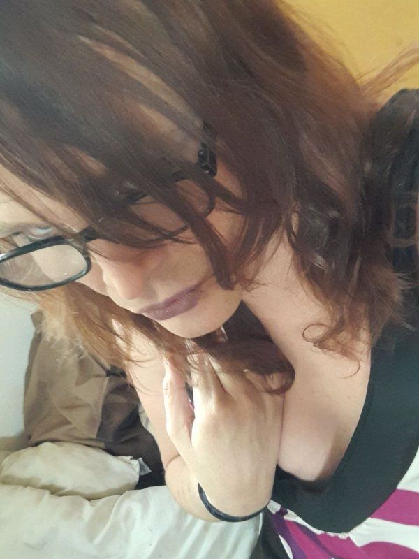 Female escort service from charming Violets Sensual Paradi in South Africa (All)