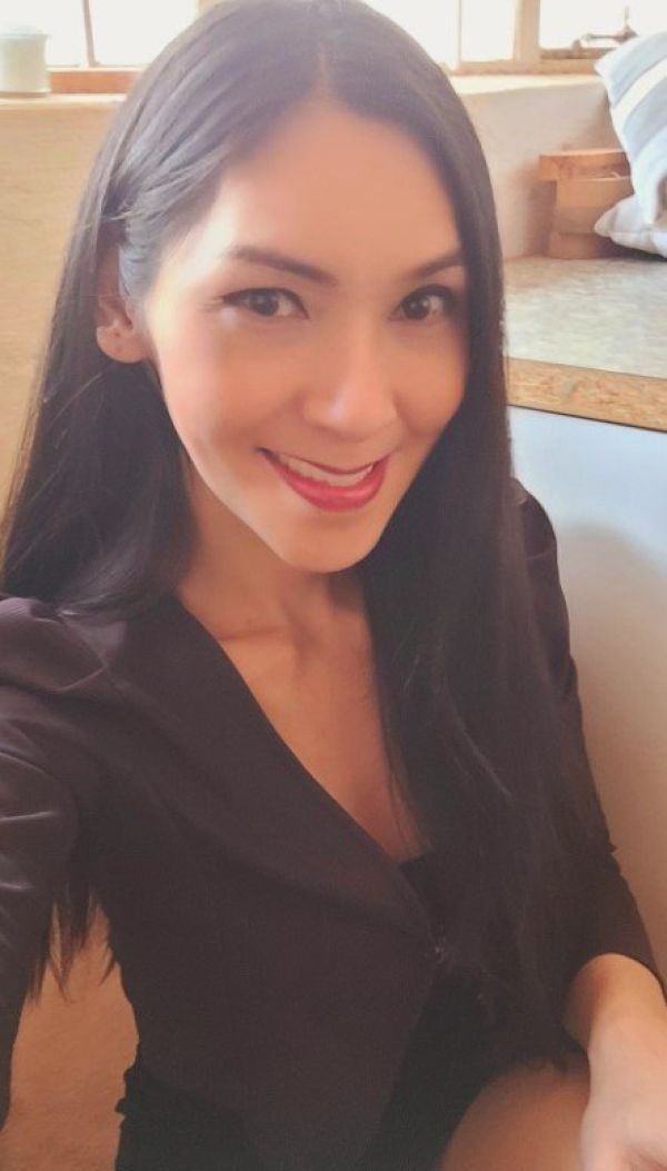 Cheap independent escort Ling Ling charges ZAR 500/hr