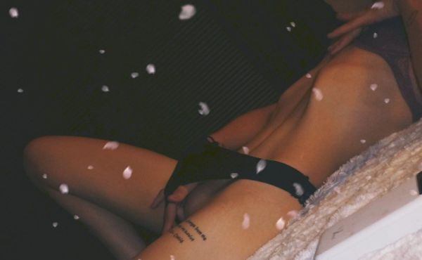 One of the best escorts South Africa (Pretoria) has to offer — Violet on SexoPretoria.com
