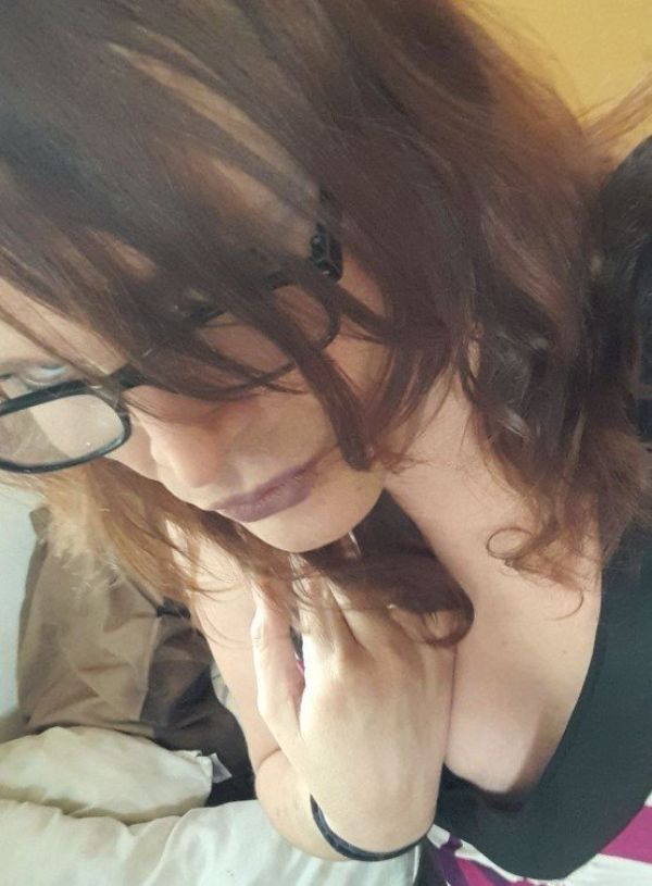 Beautiful escort elite girl VIOLET (Pretoria) will be your perfect company in South Africa