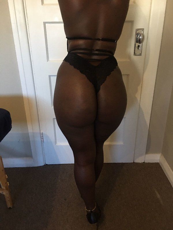 One of the best woman girls South Africa has in store - Cameo (All)