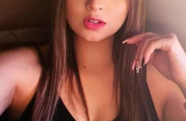 Independent female escort Alecia is waiting for your call 27679293634