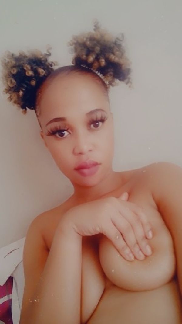 Enjoy South Africa (Pretoria) sex massage done by escort Tinny