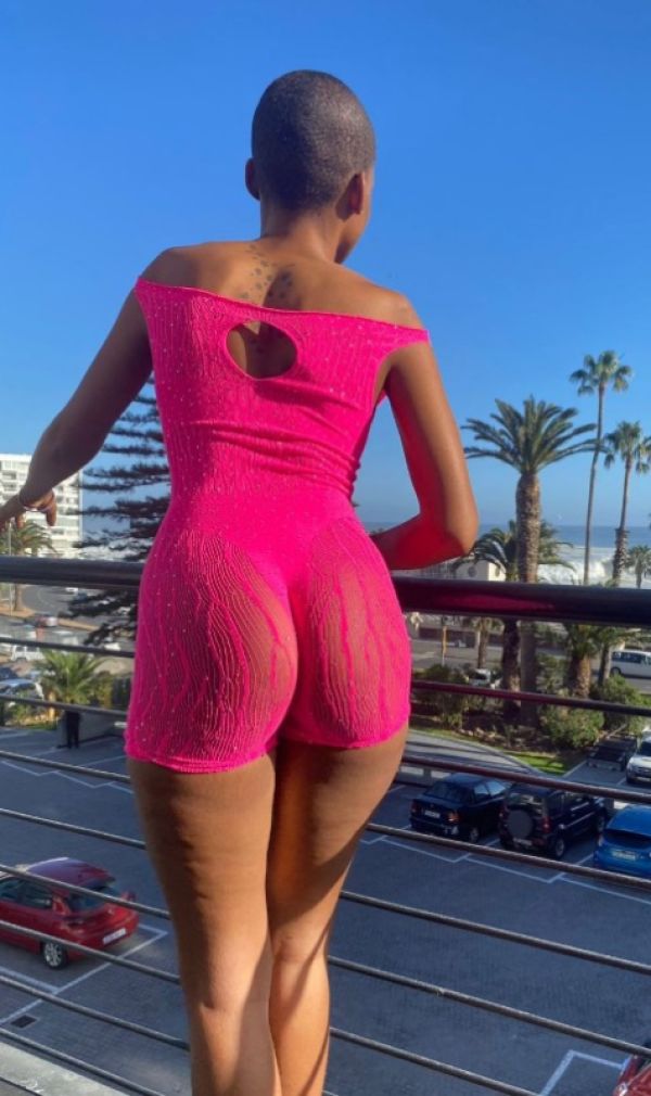 Erotic massage from South Africa hooker Kaylin (Pretoria), (2706 71 110 951)
