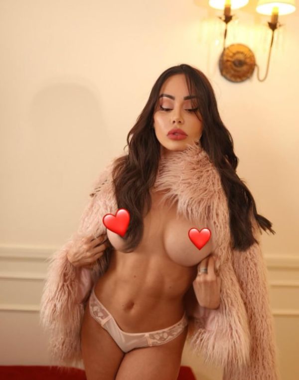 Night with South Africa (All) indian escort, book at 00352661555006