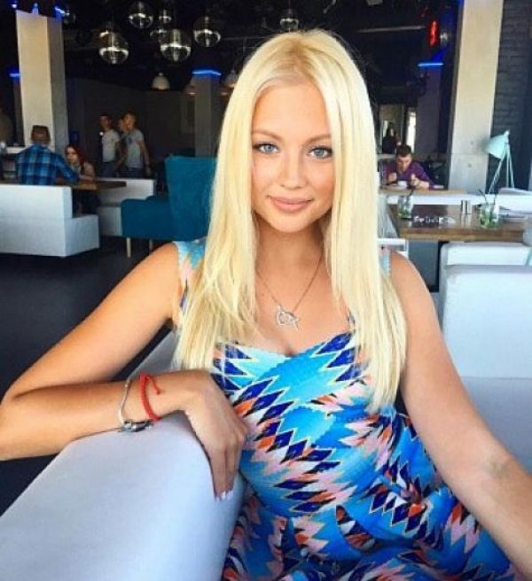 One of South Africa (All) 24 7 escorts Carina Lime is available for ZAR 7000