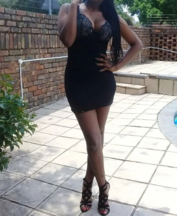 Hot South Africa (All) girl BlacChyna sucks for ZAR 750