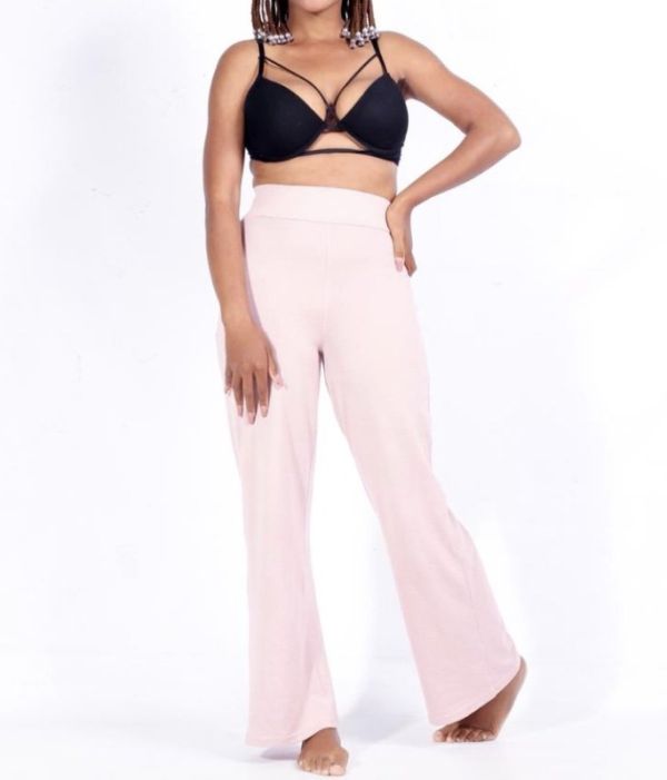 Dominant escort Deepika, price from ZAR 900/hr