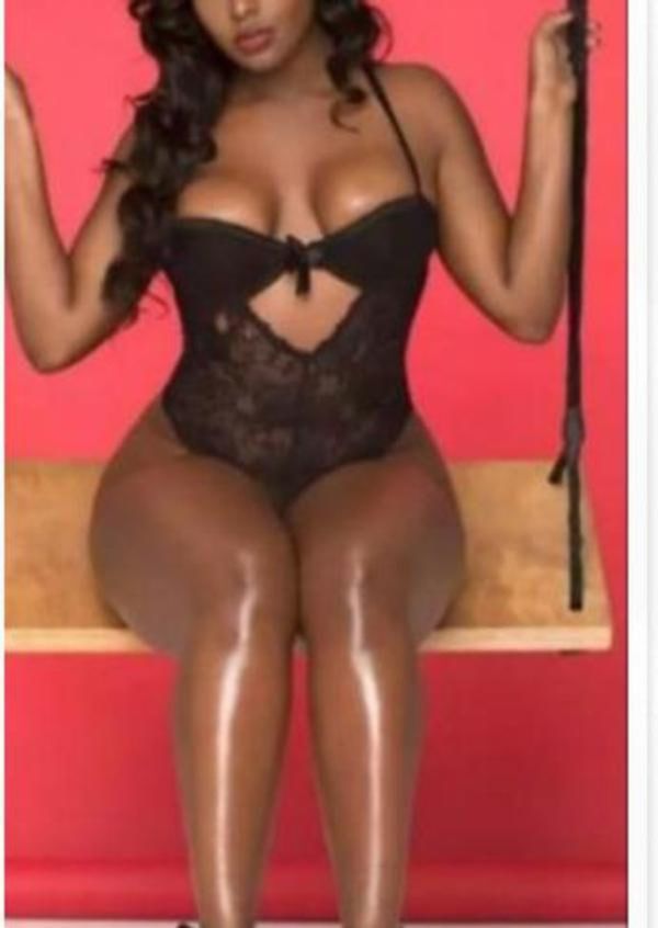 South Africa (Pretoria) ebony woman available for a sex date on SexoPretoria.com for ZAR 1500 per hour