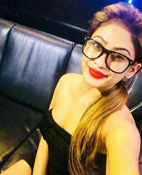 Indian escort Ella wants to meet tonight