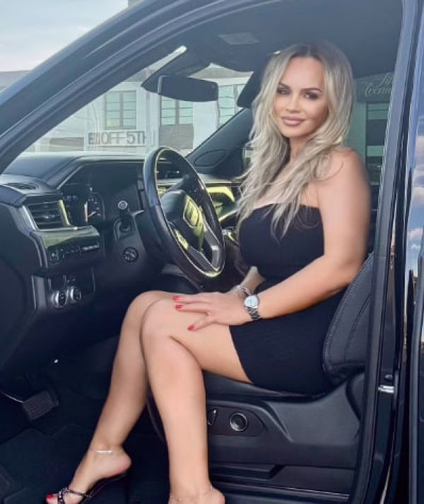 Sexy South Africa (All) girl Ashleyy is ready for sex