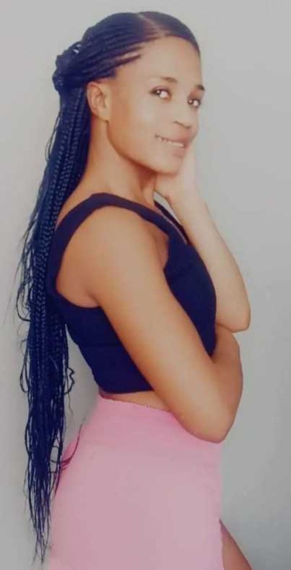 Indian escort Dana wants to meet tonight