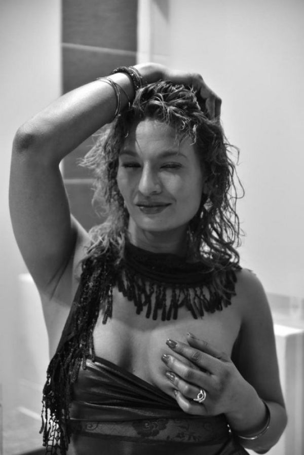 Kai is an escort at a cheap price, ZAR 900 per hour