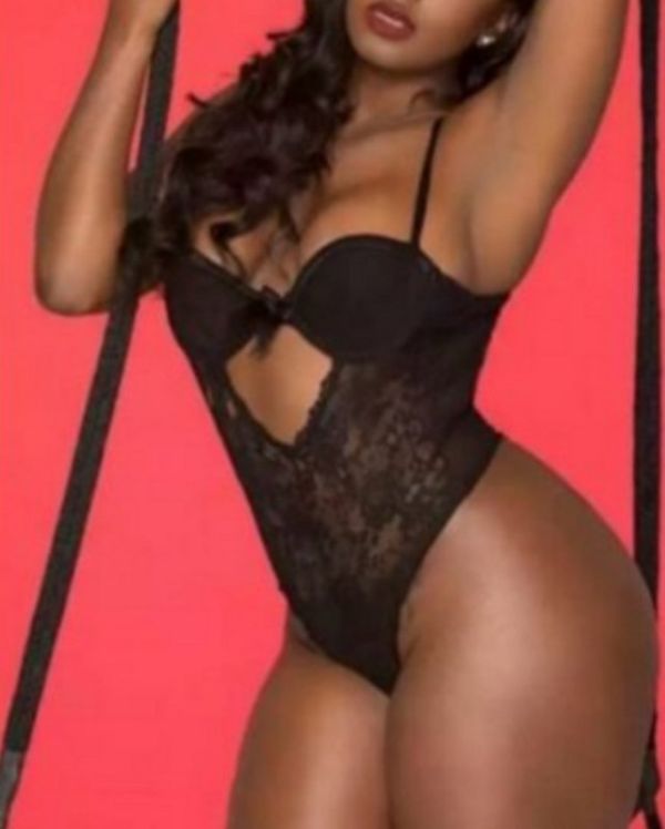 Top model escort Sidechick (South Africa (Sandton))