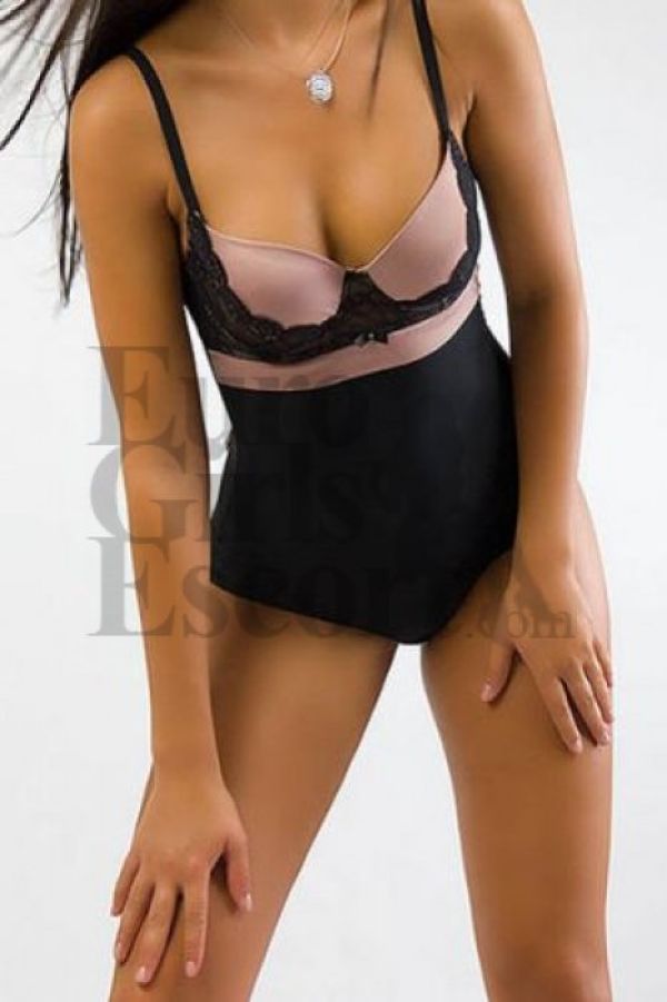 Lacy for happy massage in South Africa (Cape Town)