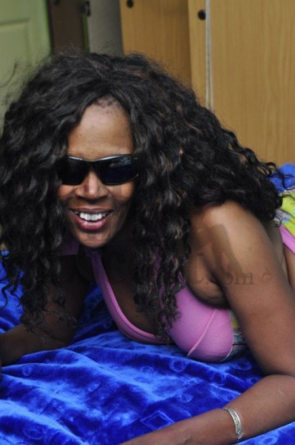 Sweet South Africa (Cape Town) black slut (weight: 55 kg, height 158 cm)