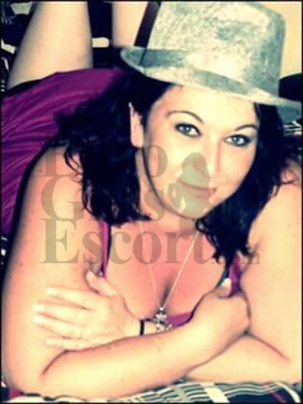 Call a girl Landie to enjoy professional blowjob for ZAR 750