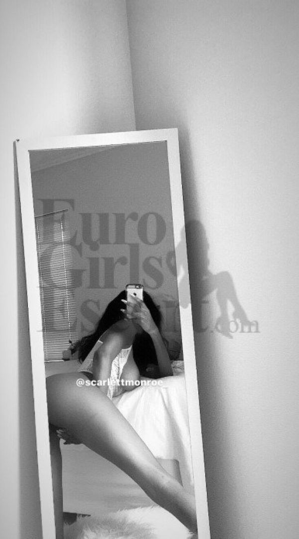 Book Scarlett Monroe online on escort site SexoPretoria.com