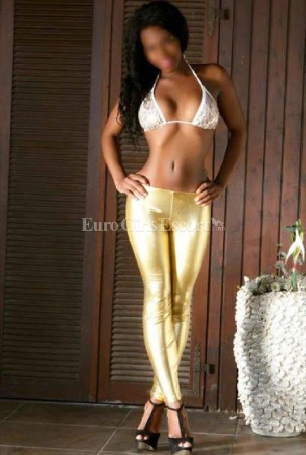 South Africa (Cape Town) elite woman for demanding men on SexoPretoria.com