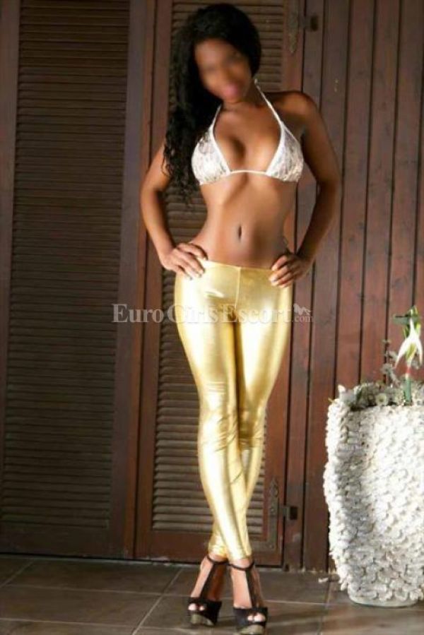 Rianna ebony on escort service website SexoPretoria.com