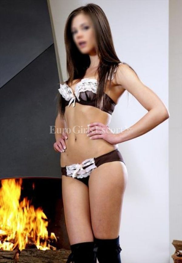 Cheap independent escort Katie charges ZAR 7500/hr