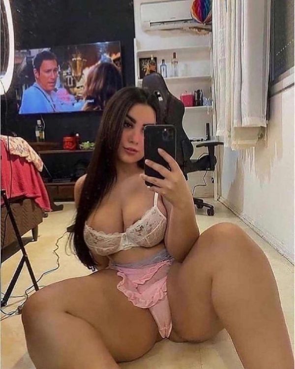 South Africa (Centurion) escort Sarah, ZAR 500 per hour