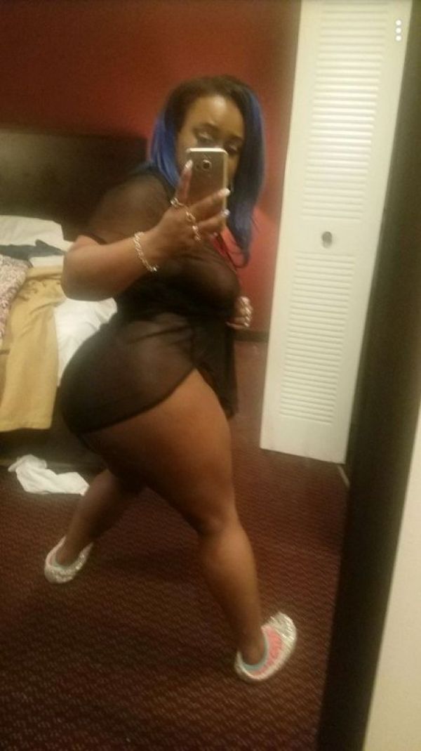 Independent massage escort in South Africa: Elaine (Tembisa) — professional service from ZAR 2000