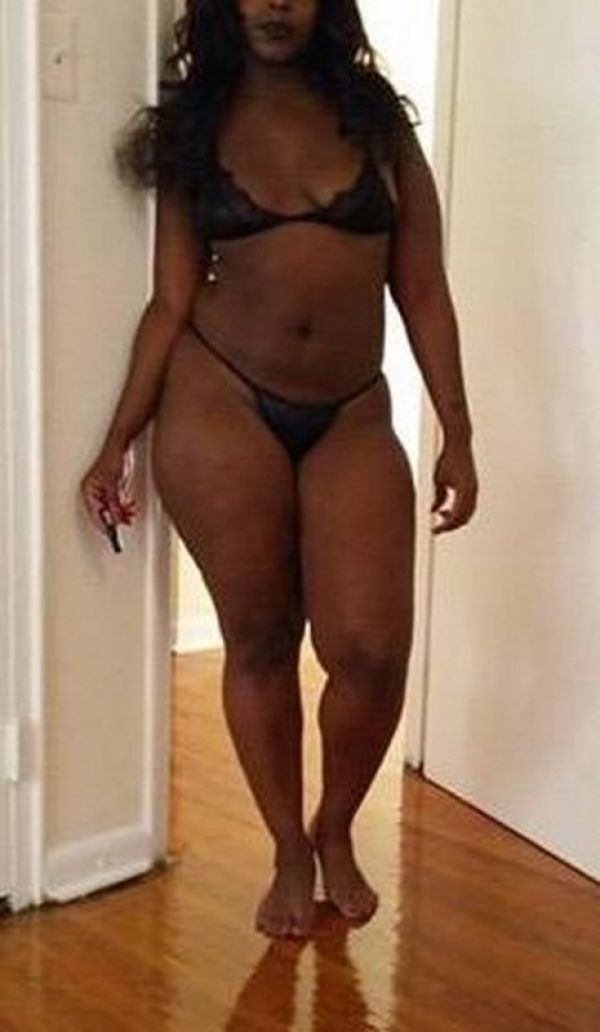 Elegant South Africa (Tembisa) vip escort Lee (ZAR 2500 per hour)