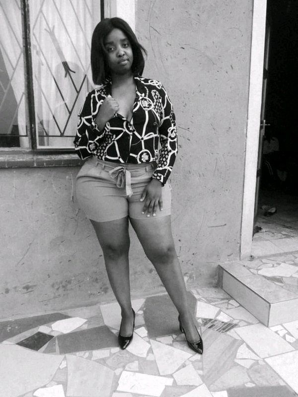 Mature female escort aged 26 is ready to meet you